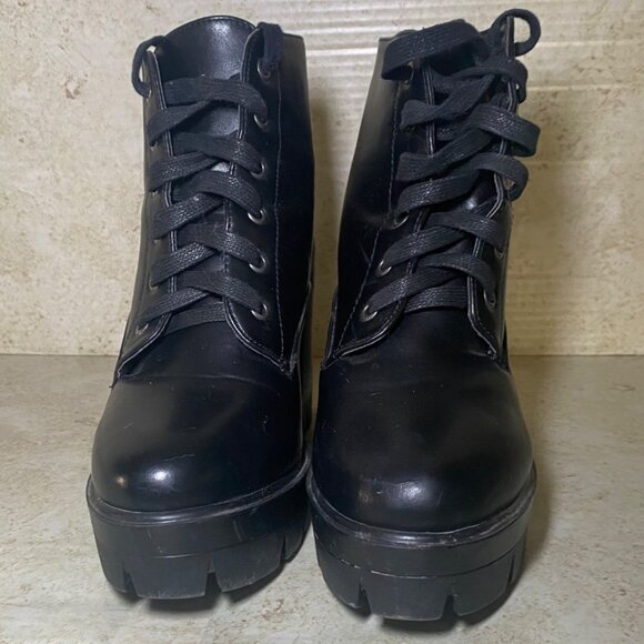 Black Platform Combat Boots Chunky Heel Lug Sole Lace Up Ankle Booties - Picture 2 of 9